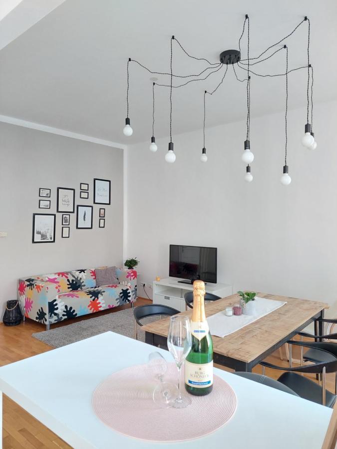 Vienna Charm Apartment Luaran gambar