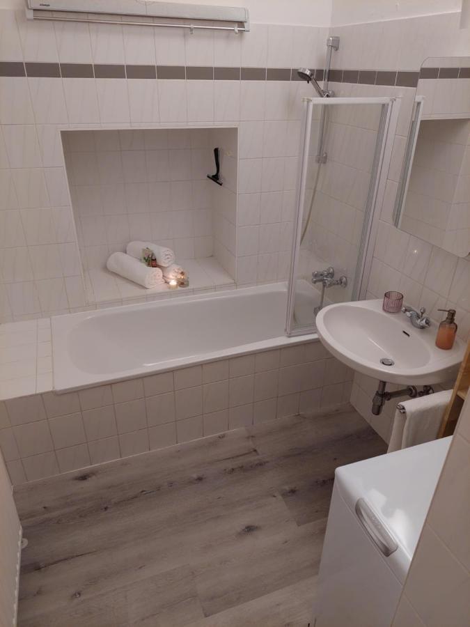 Vienna Charm Apartment Luaran gambar